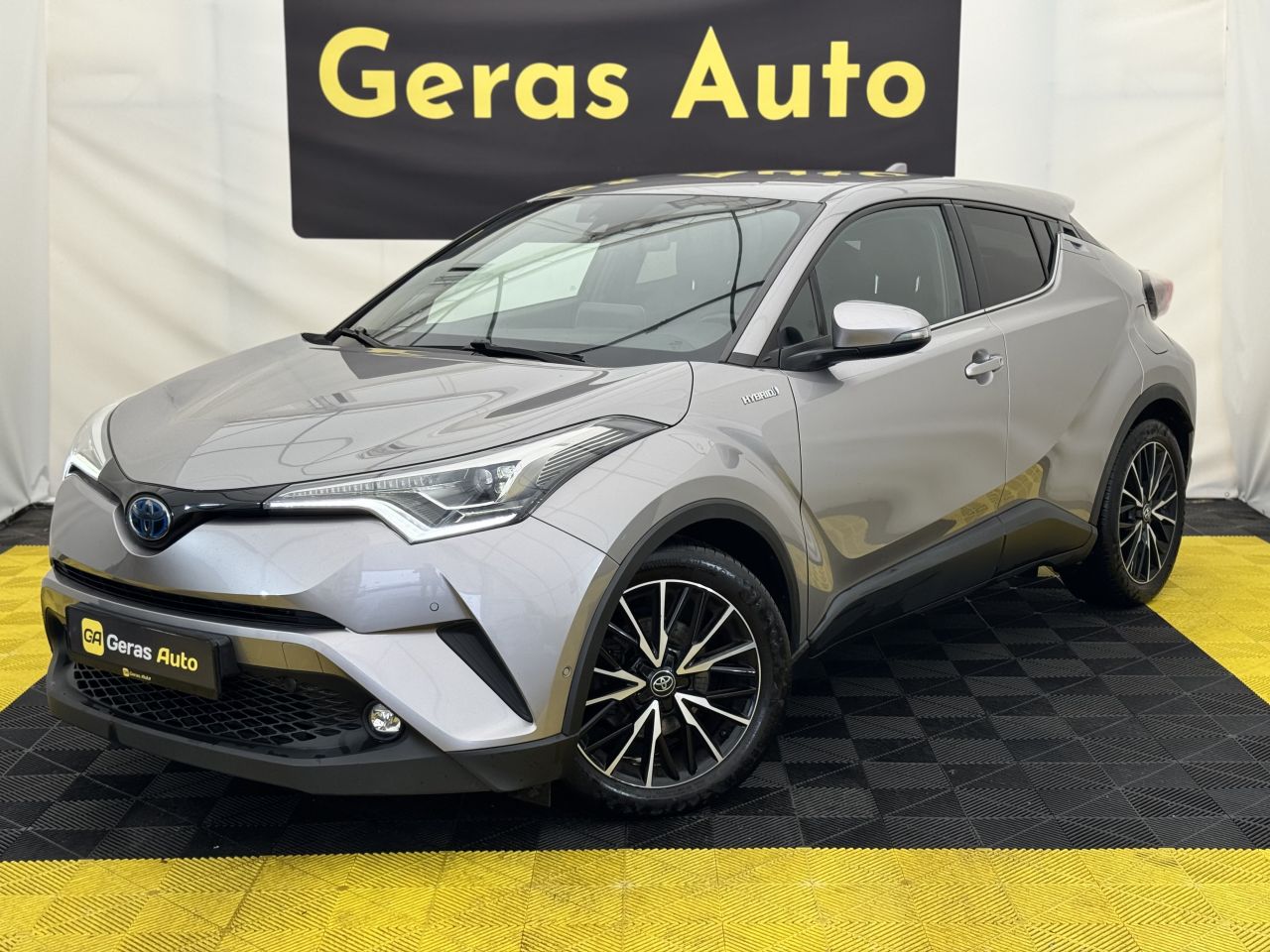 Toyota C-HR, visureigis