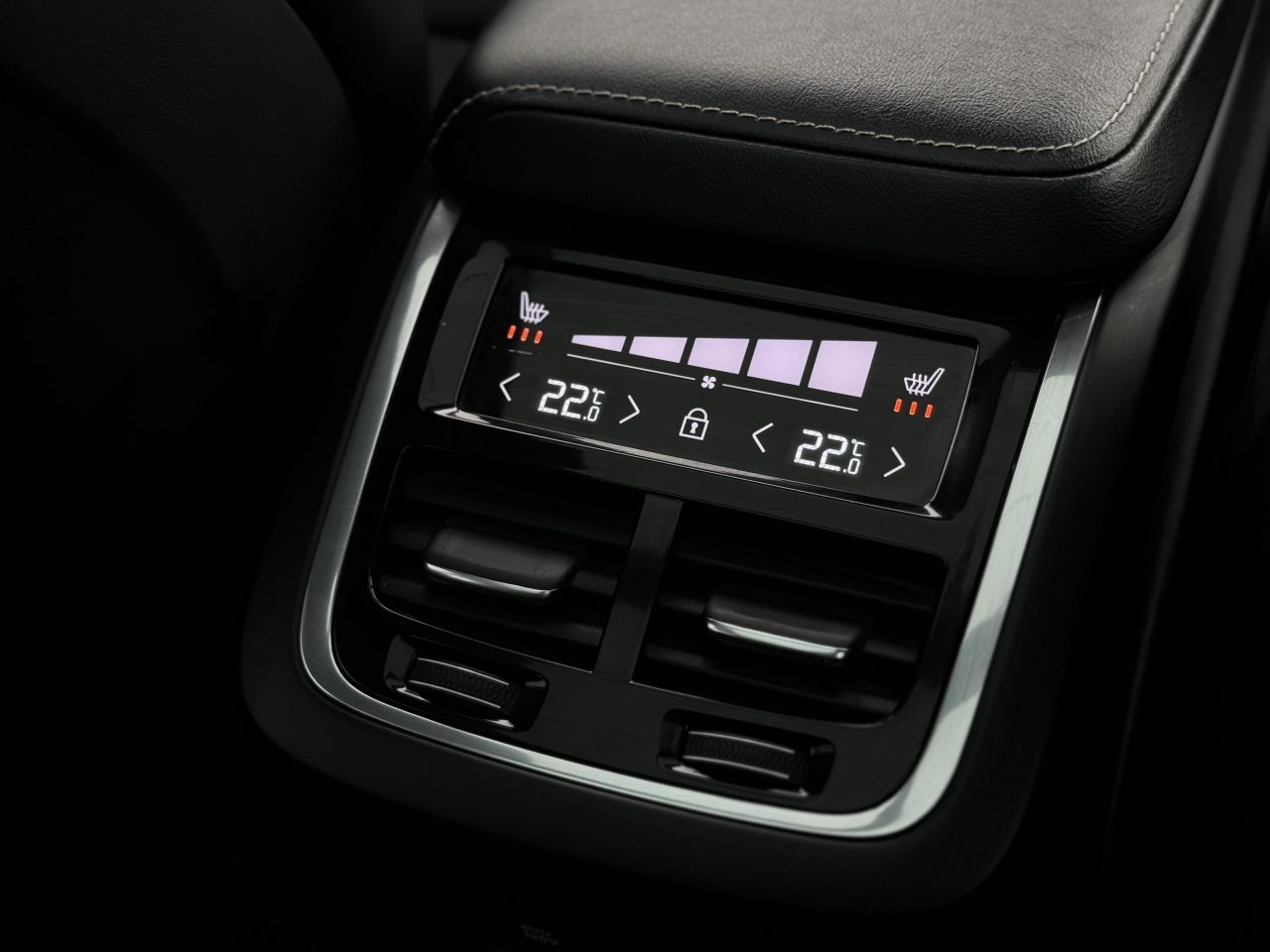 Volvo XC60 | 15