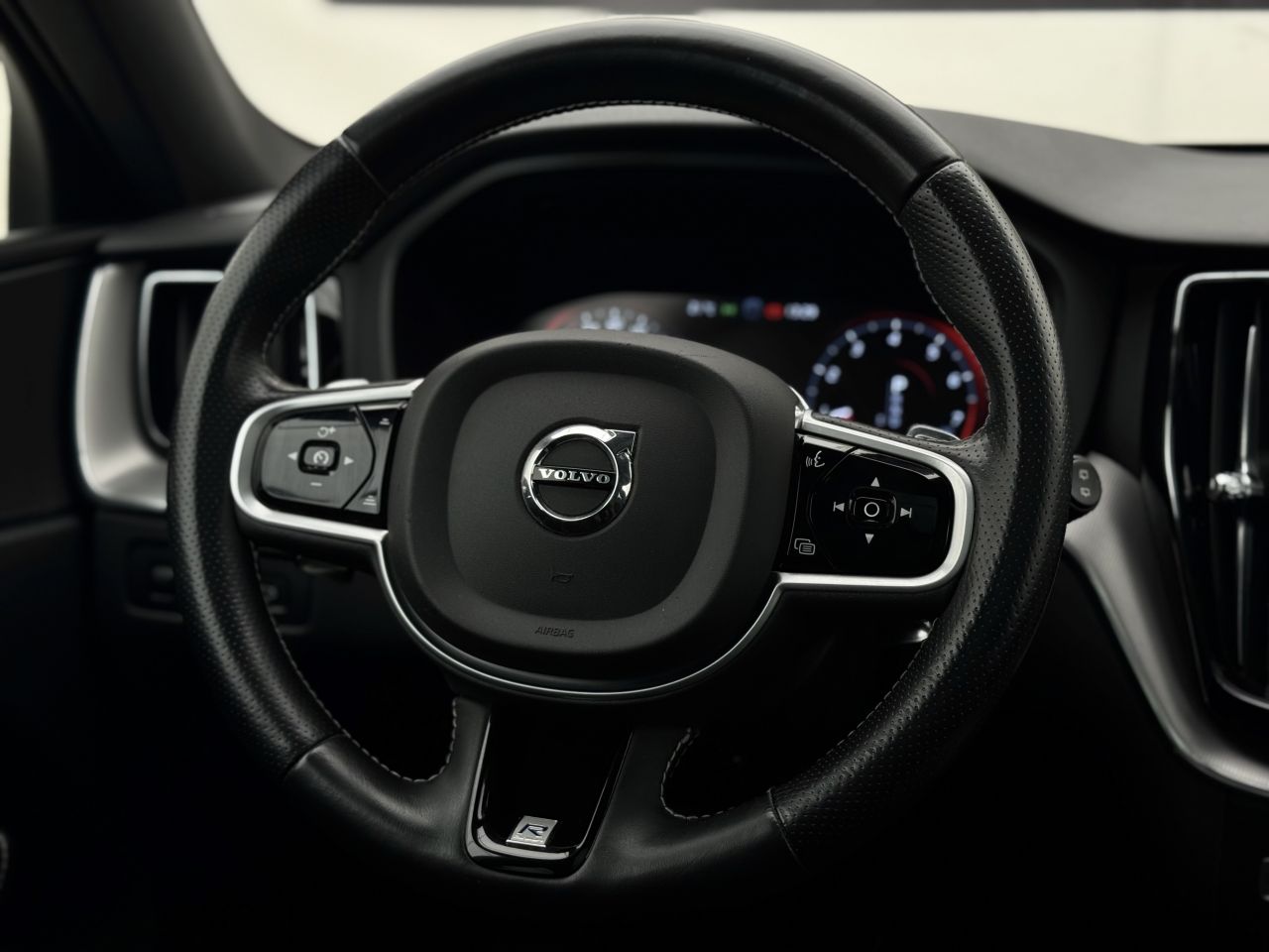 Volvo XC60 | 14