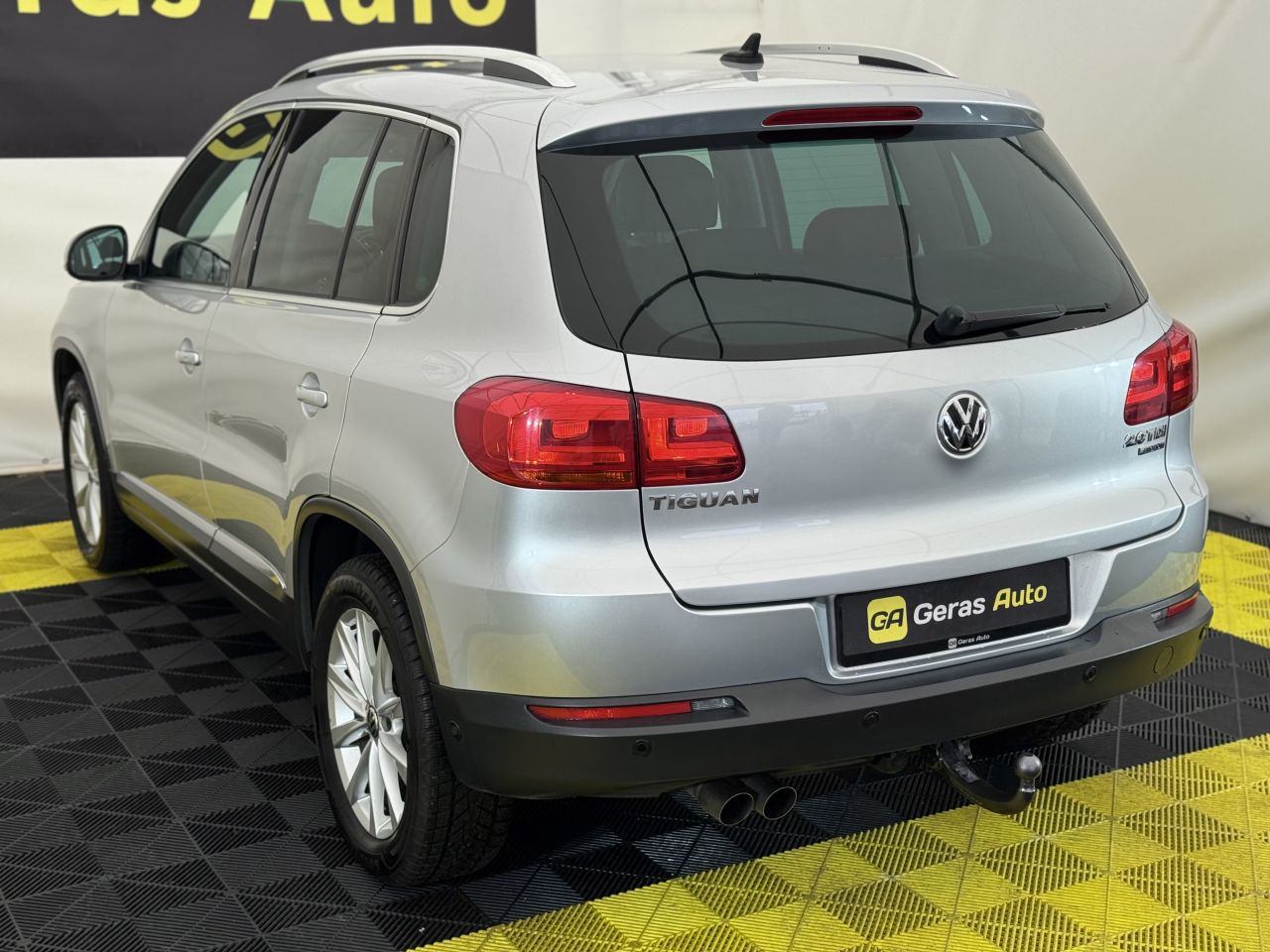 Volkswagen Tiguan | 5