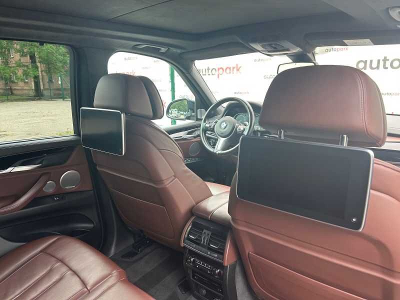 BMW X5 | 8