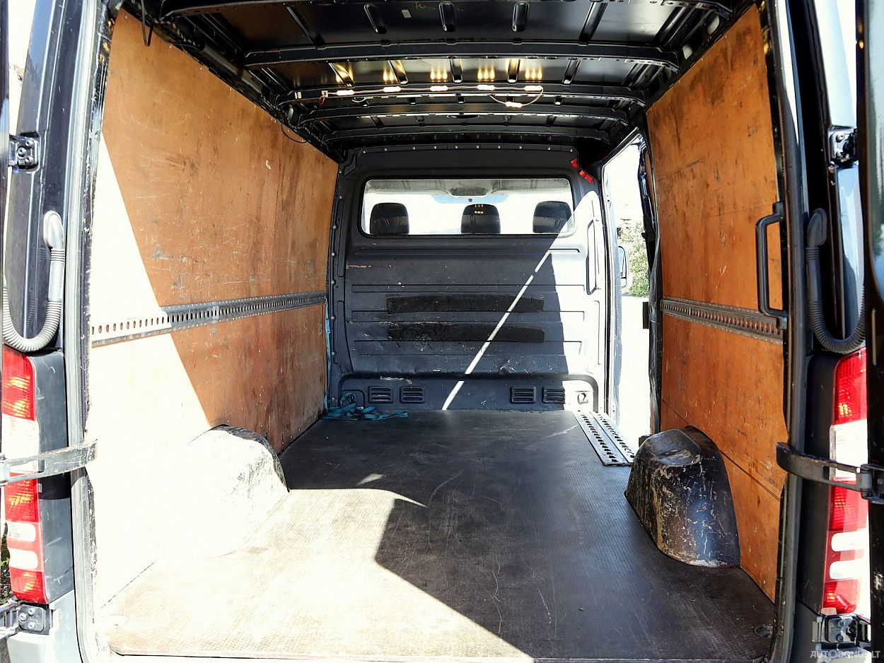 Mercedes-Benz Sprinter | 7