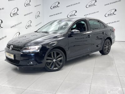 Volkswagen Jetta, 1.6 l., Седан