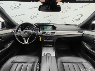 Mercedes-Benz E200 | 2