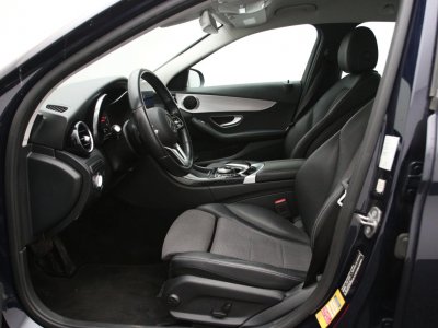 Mercedes-Benz C200 | 3