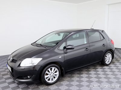 Toyota Auris | 1