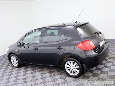 Toyota Auris | 3