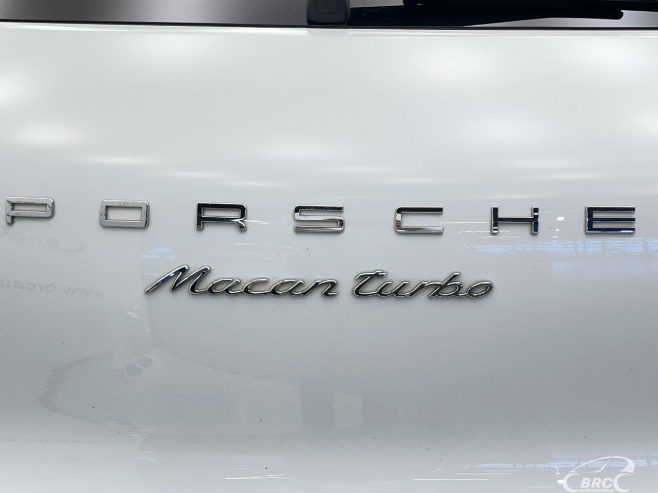 Porsche Macan | 50
