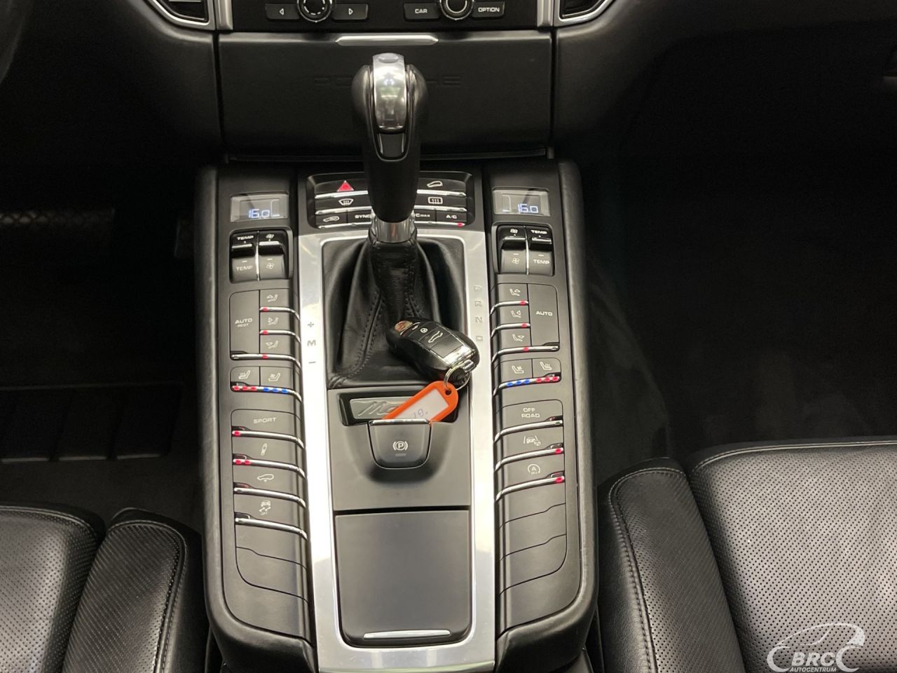Porsche Macan | 18