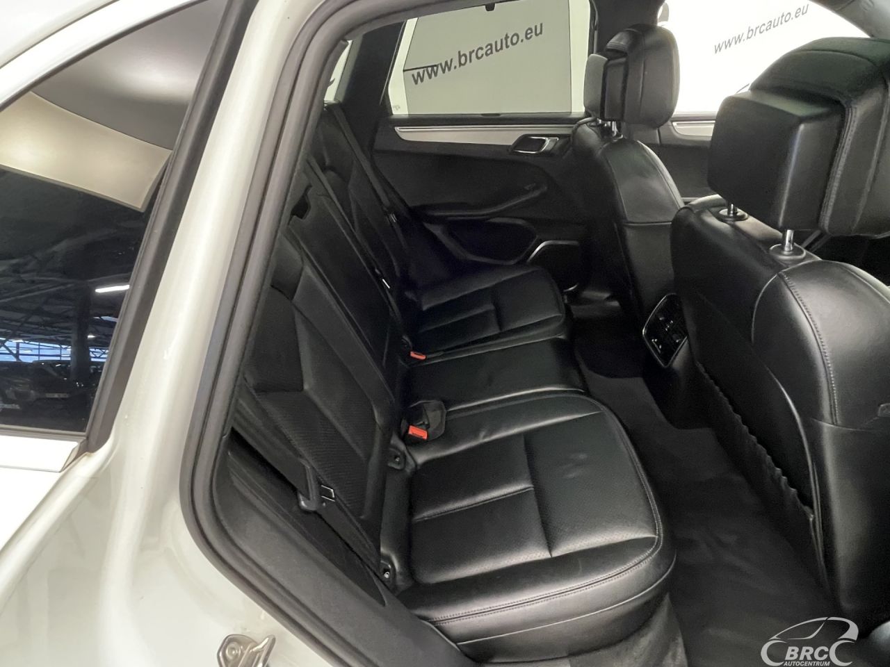 Porsche Macan | 10