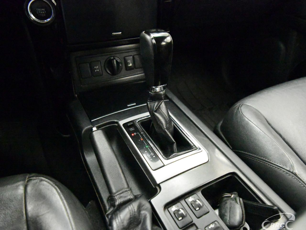 Toyota Land Cruiser | 23