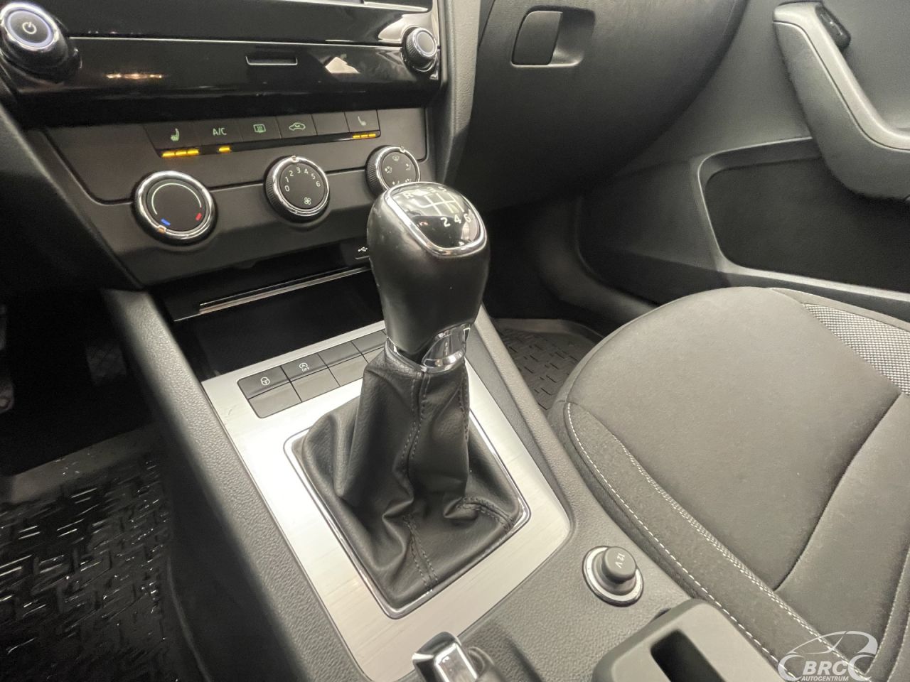 Skoda Octavia | 42