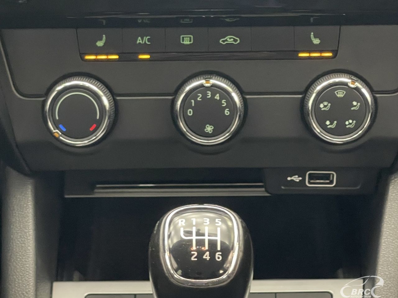 Skoda Octavia | 28
