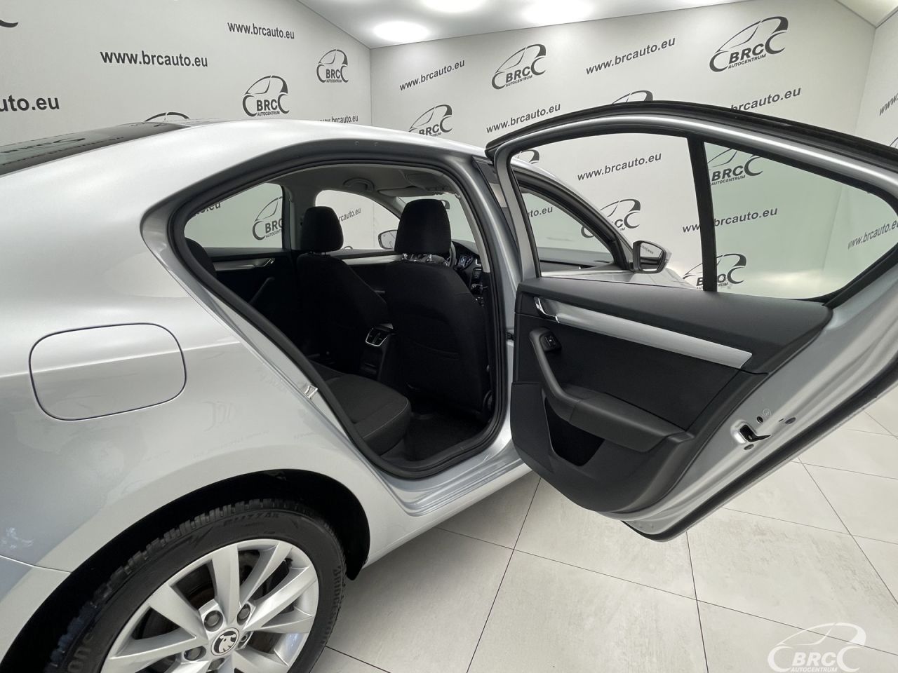 Skoda Octavia | 19