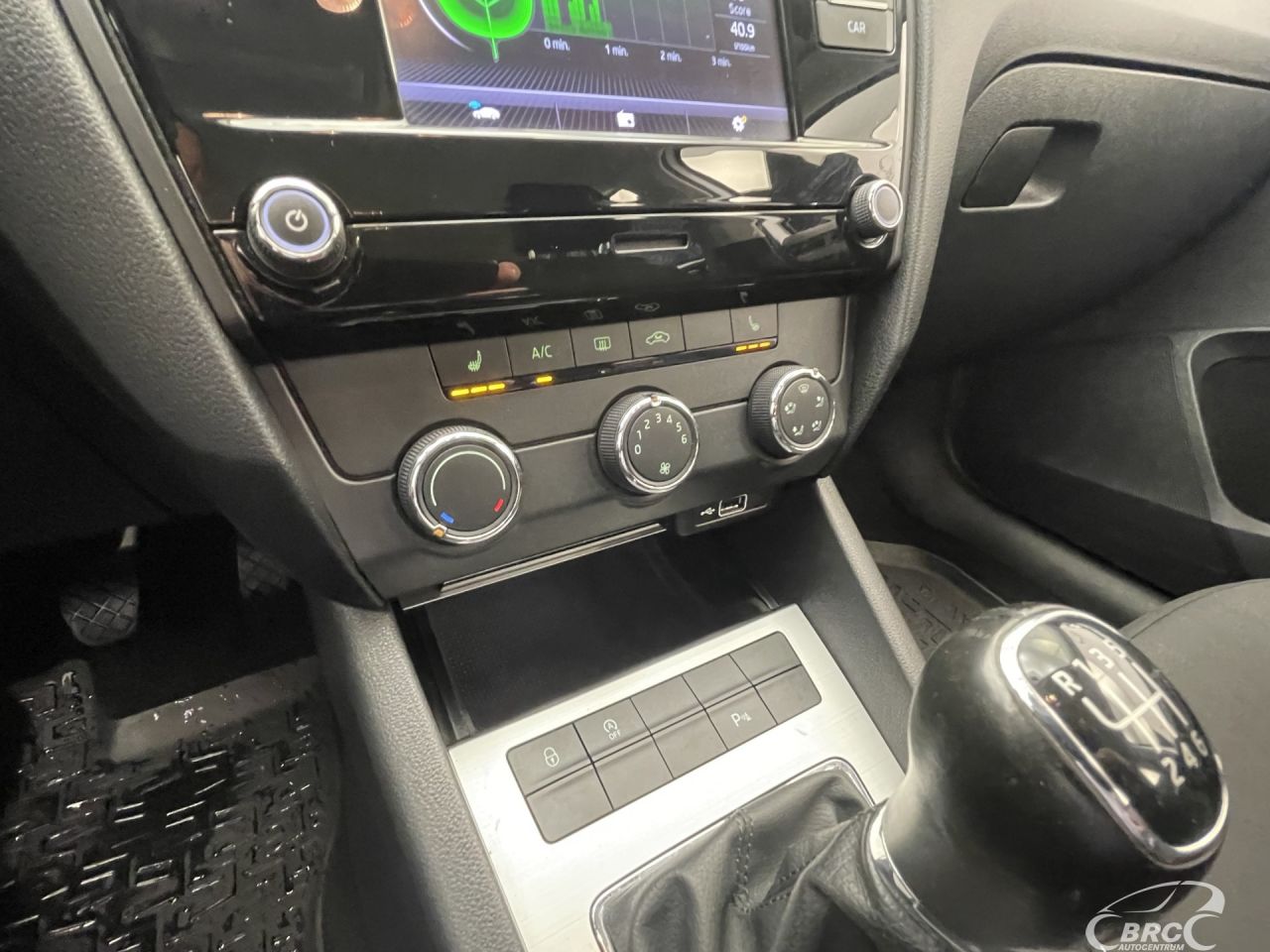 Skoda Octavia | 44