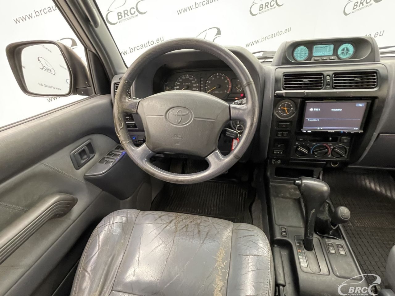 Toyota Land Cruiser | 12