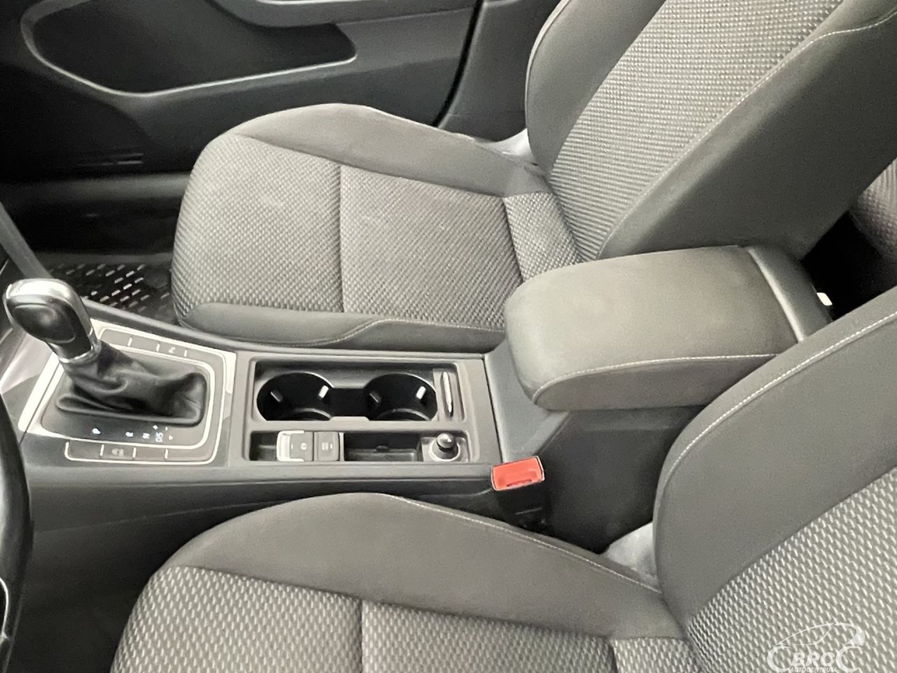 Volkswagen Golf | 22