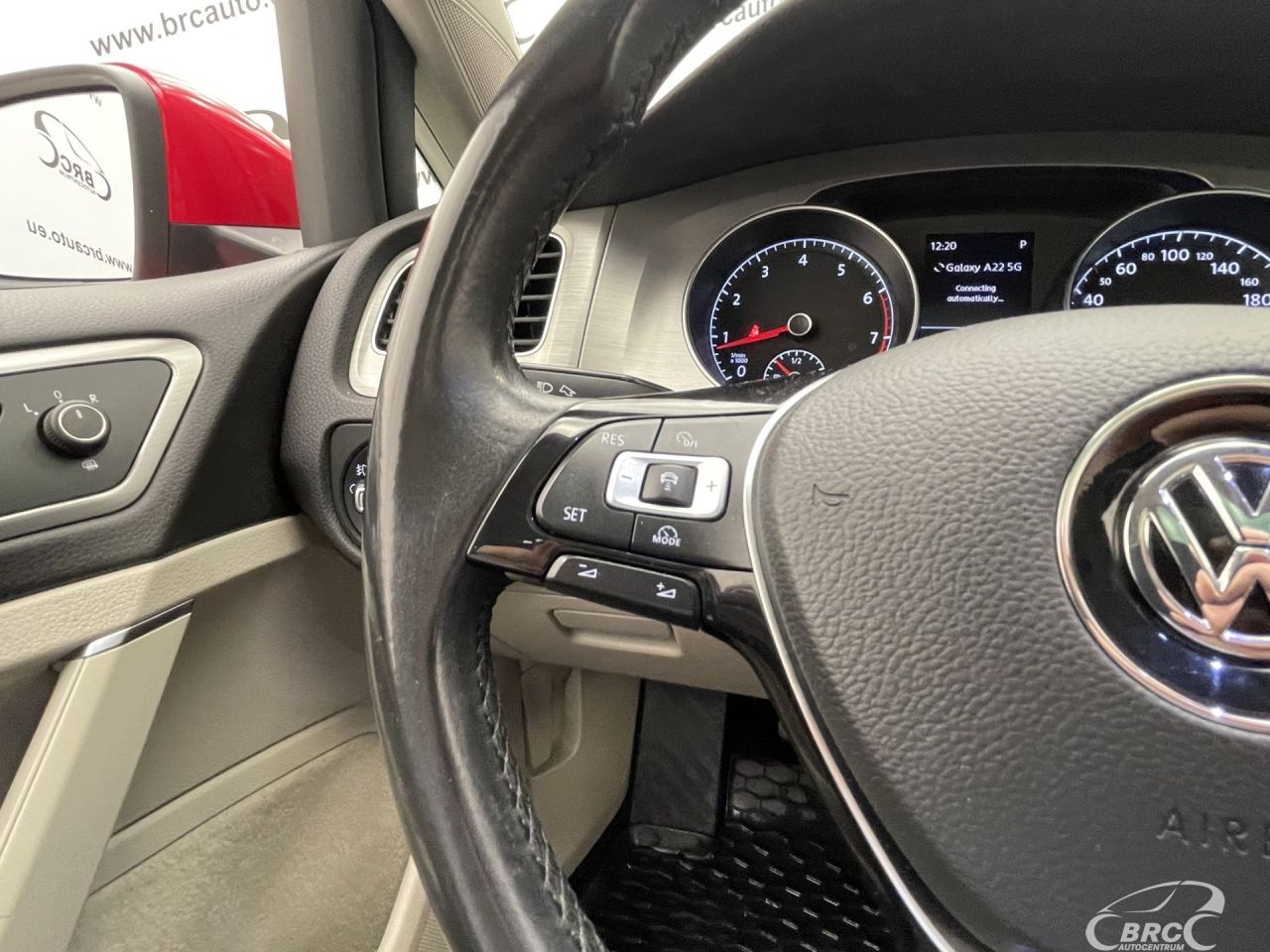 Volkswagen Golf | 29