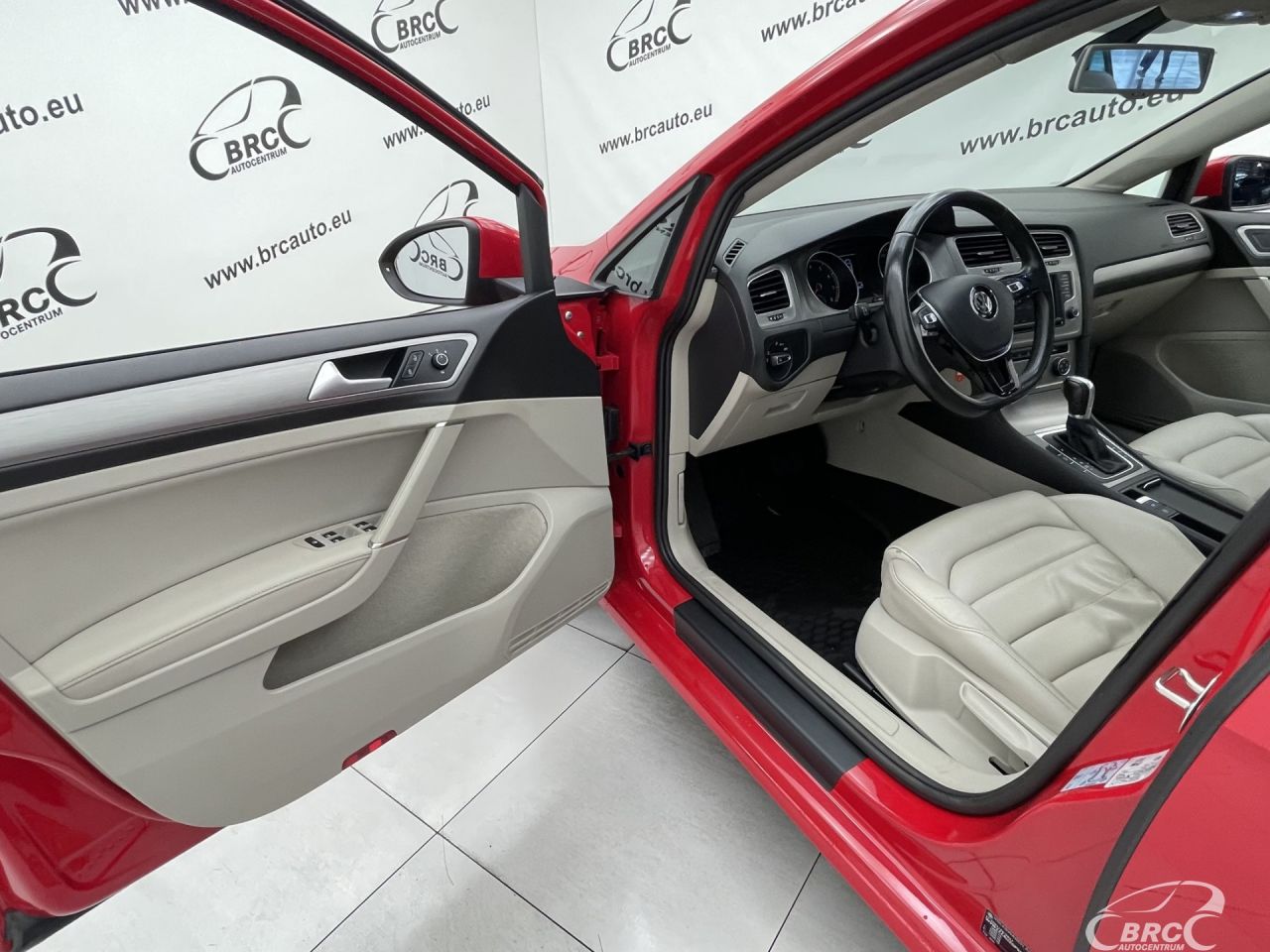Volkswagen Golf | 17