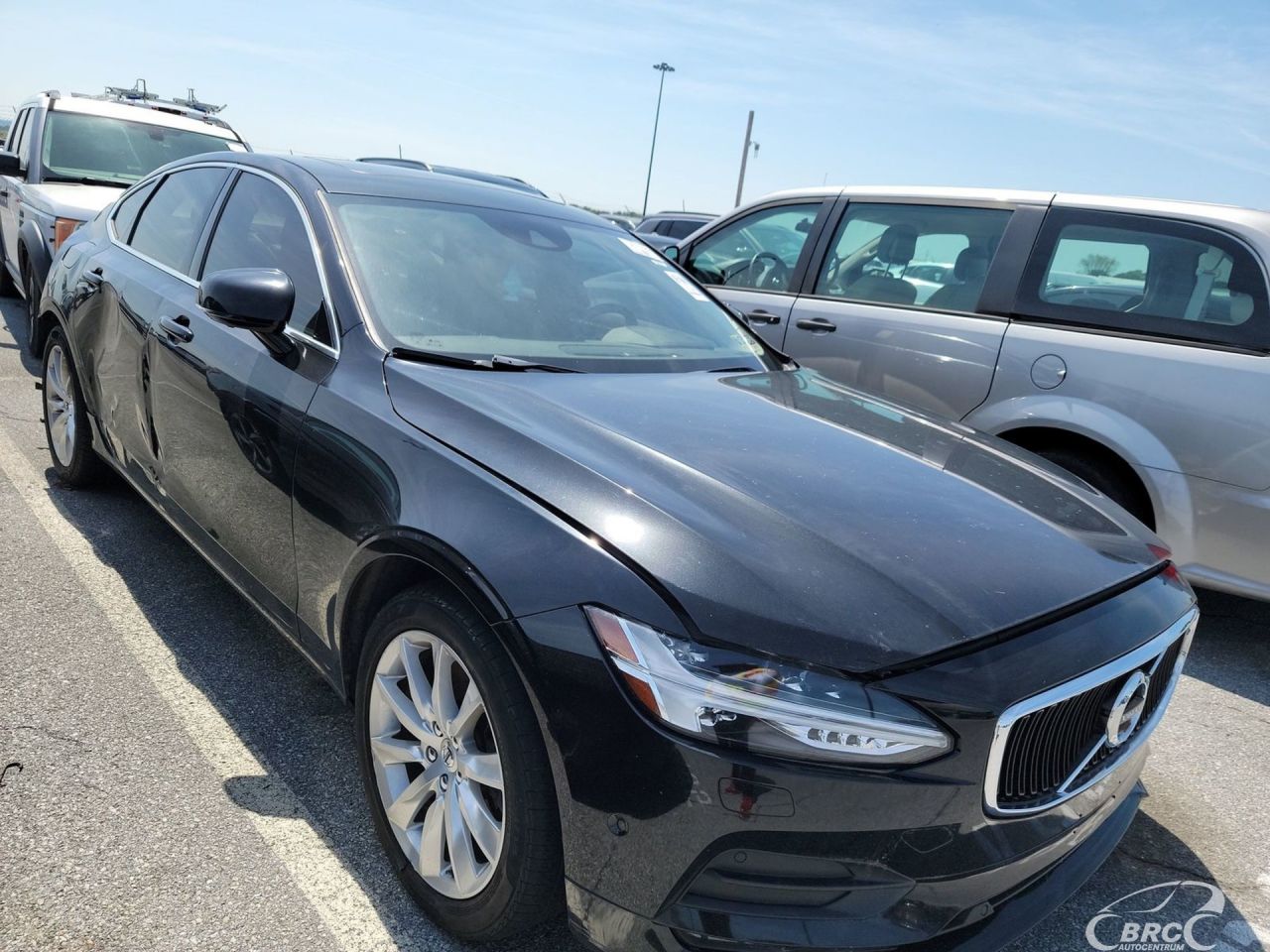 Volvo S90 | 75