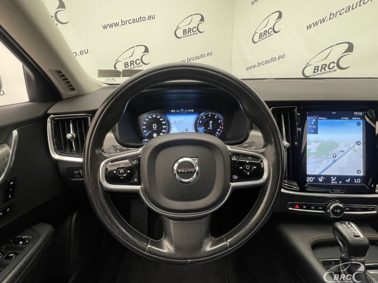 Volvo S90 | 27