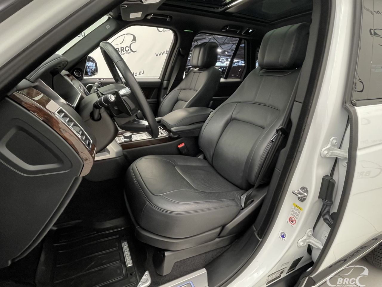 Land Rover Range Rover | 24