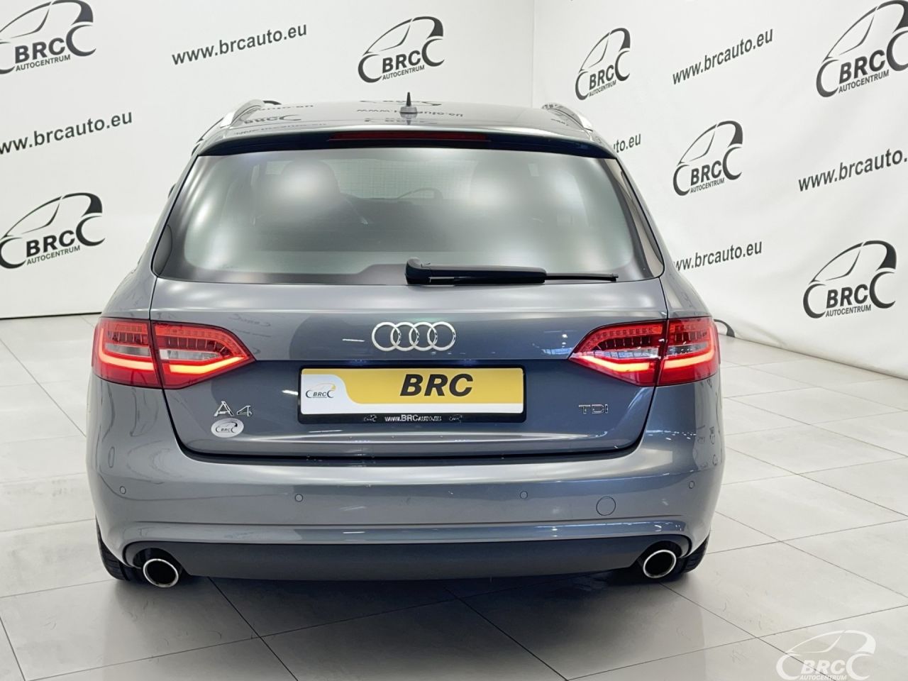 Audi A4 | 44