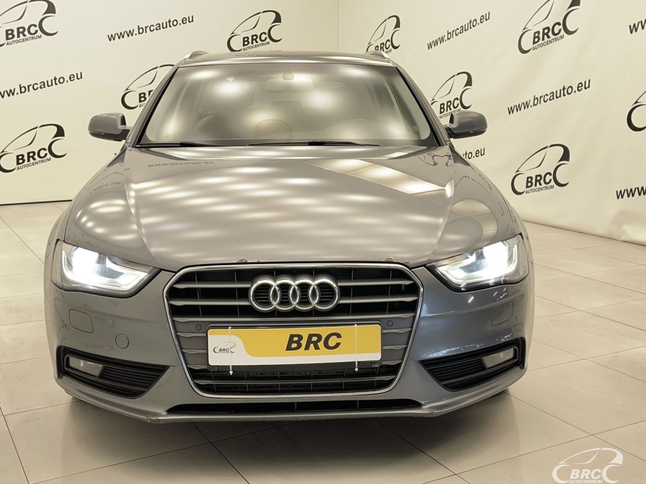 Audi A4 | 43