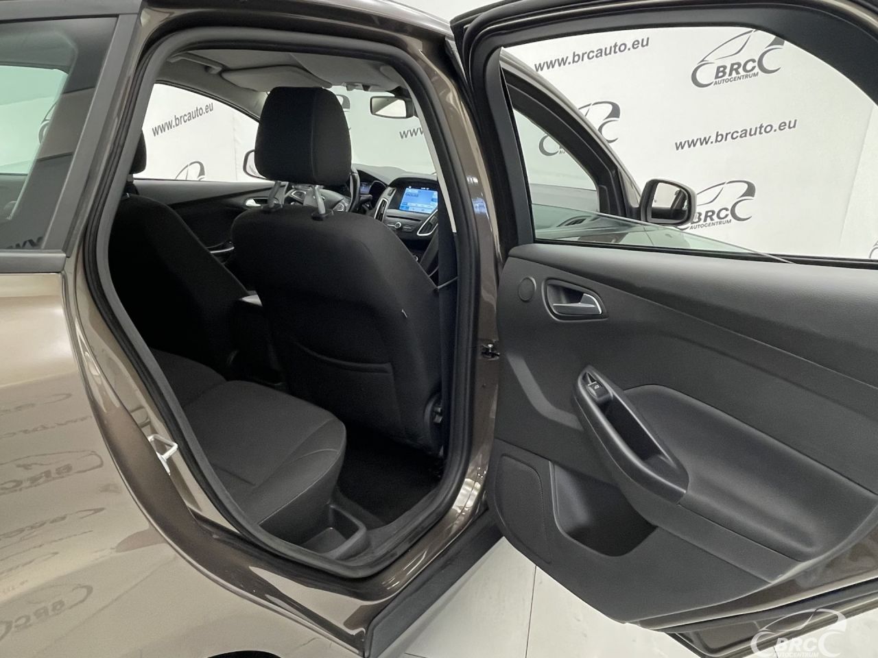 Ford Focus | 10