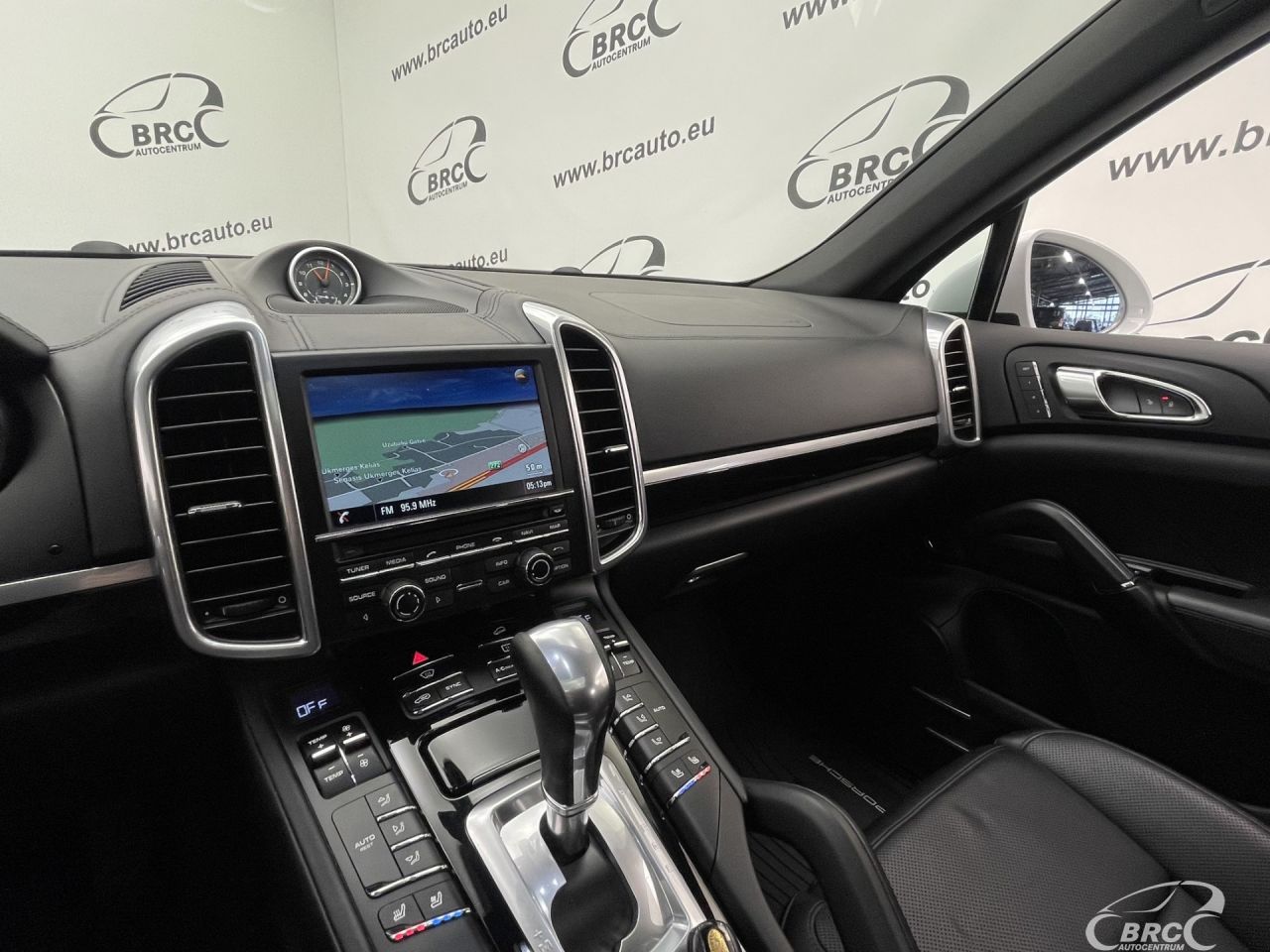 Porsche Cayenne | 29
