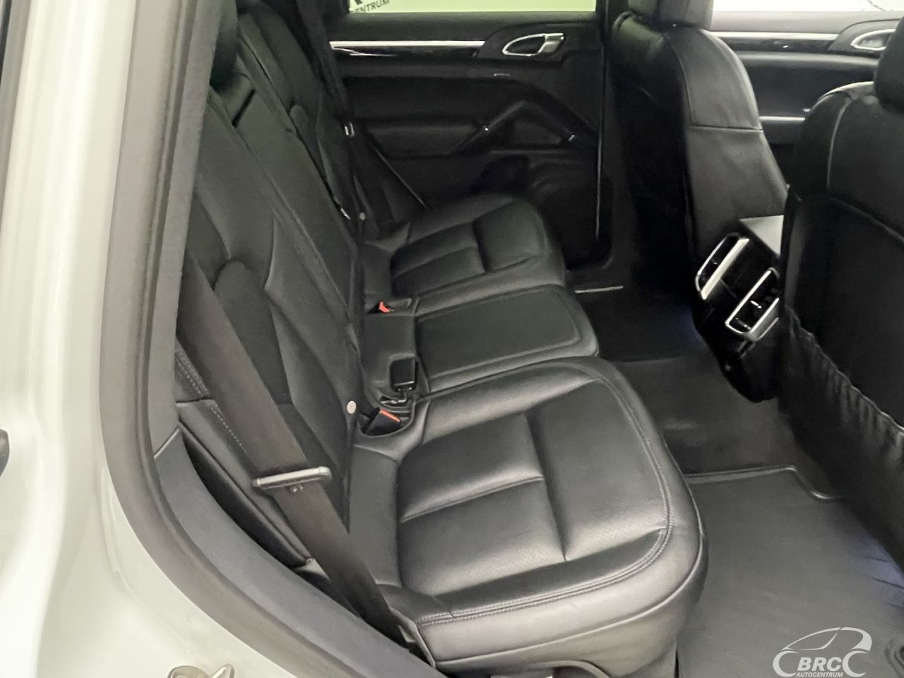 Porsche Cayenne | 10