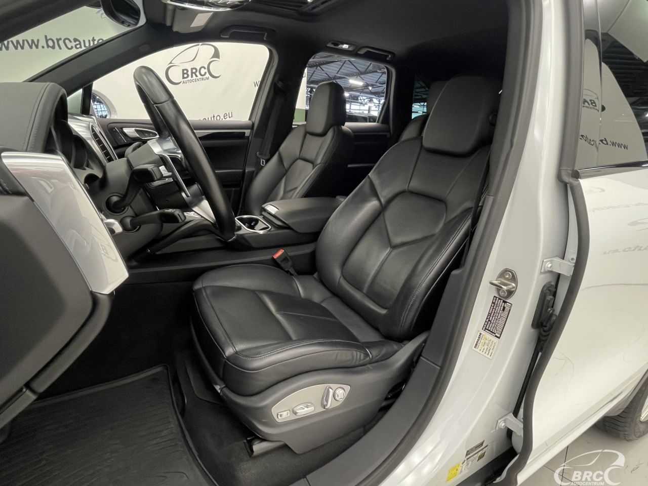 Porsche Cayenne | 23