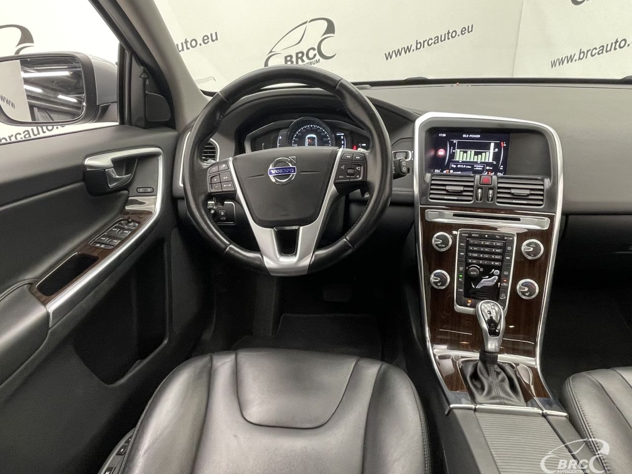 Volvo XC60 | 13