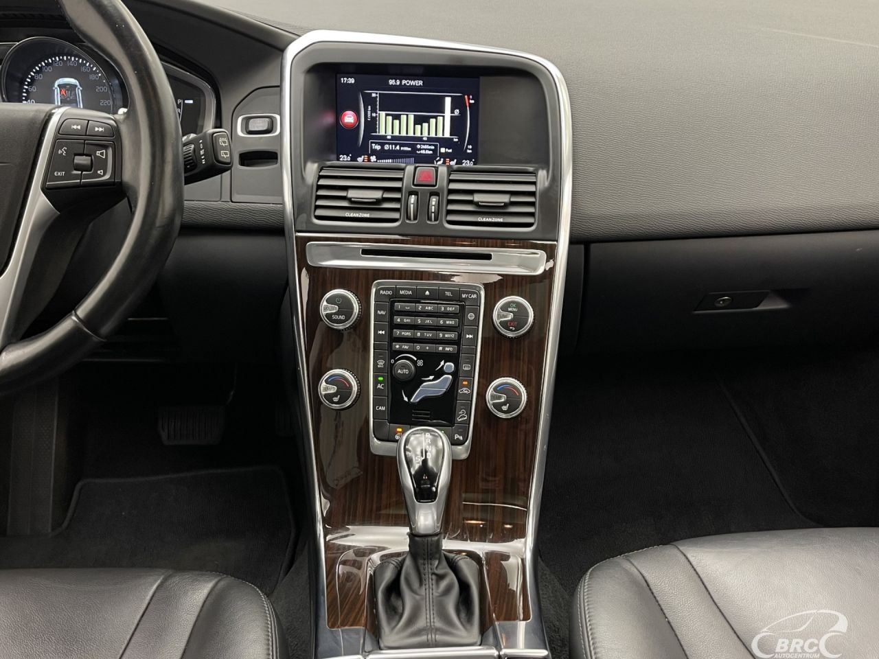 Volvo XC60 | 14
