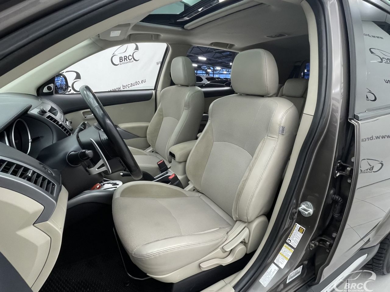 Mitsubishi Outlander | 22