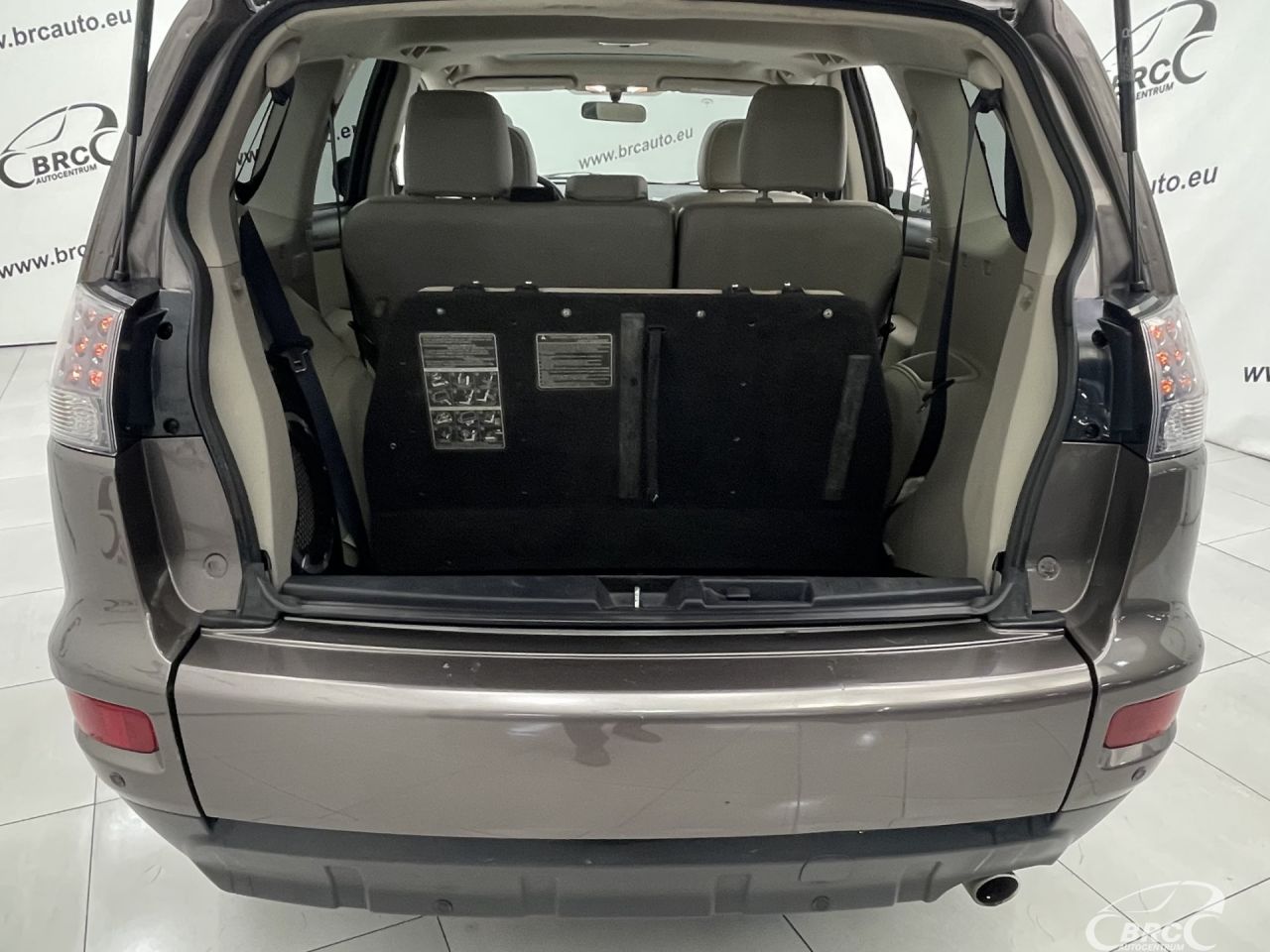 Mitsubishi Outlander | 34