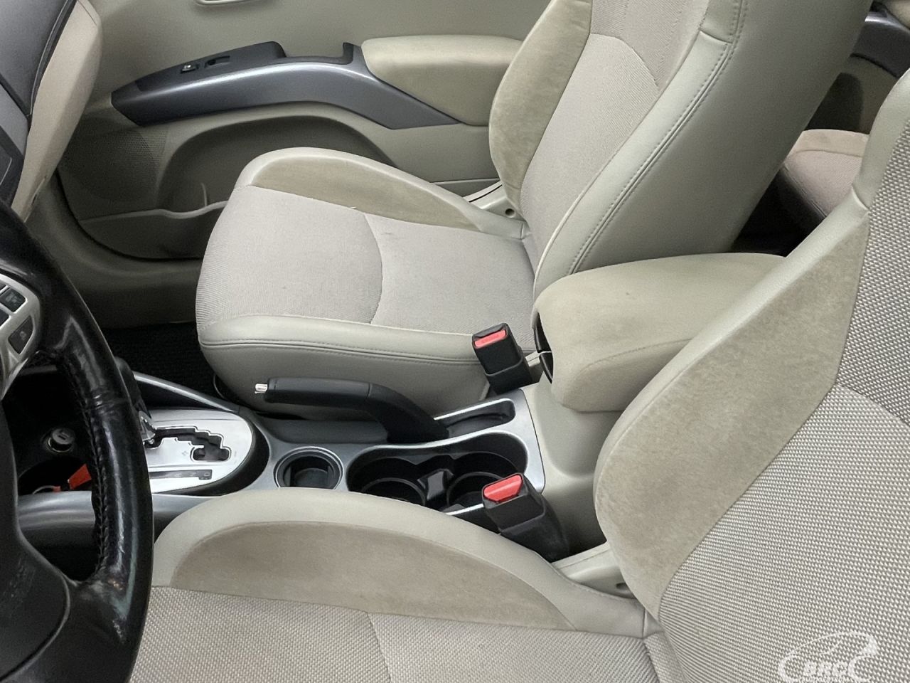 Mitsubishi Outlander | 23