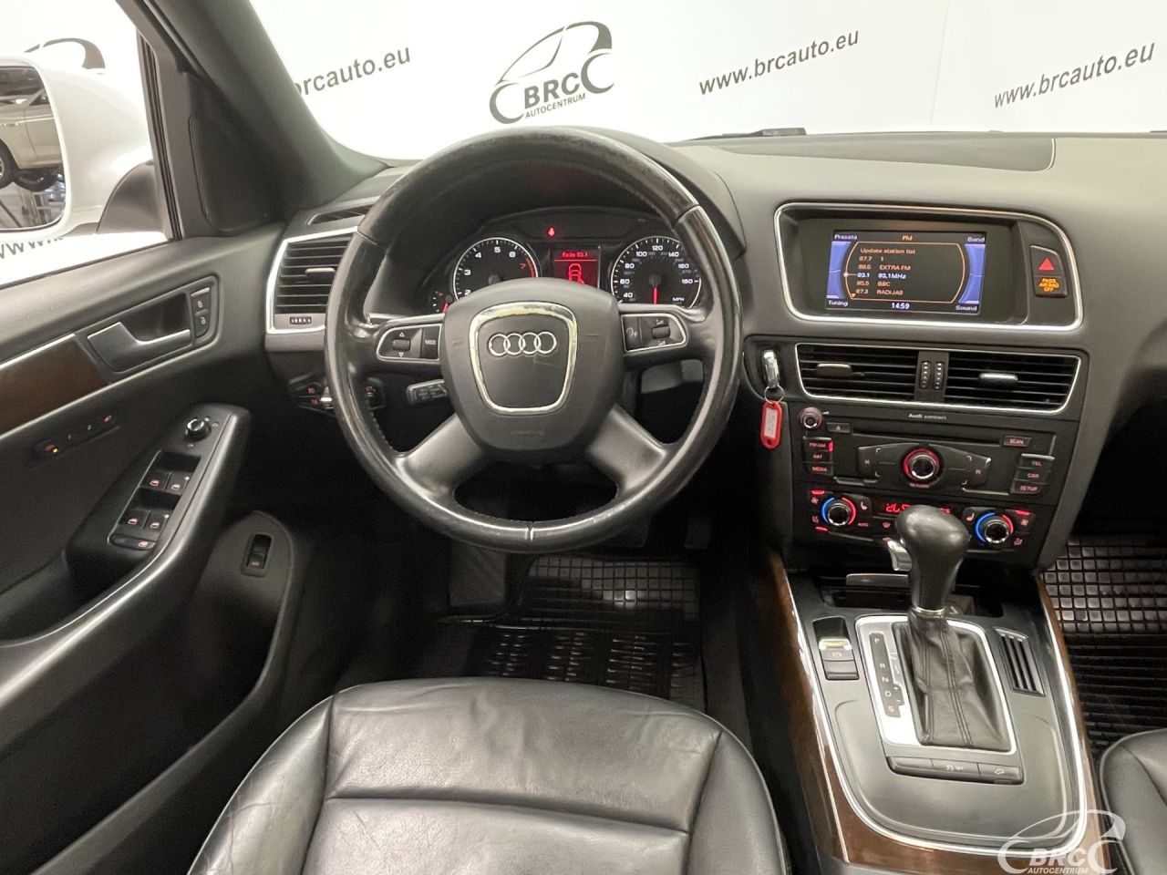 Audi Q5 | 12