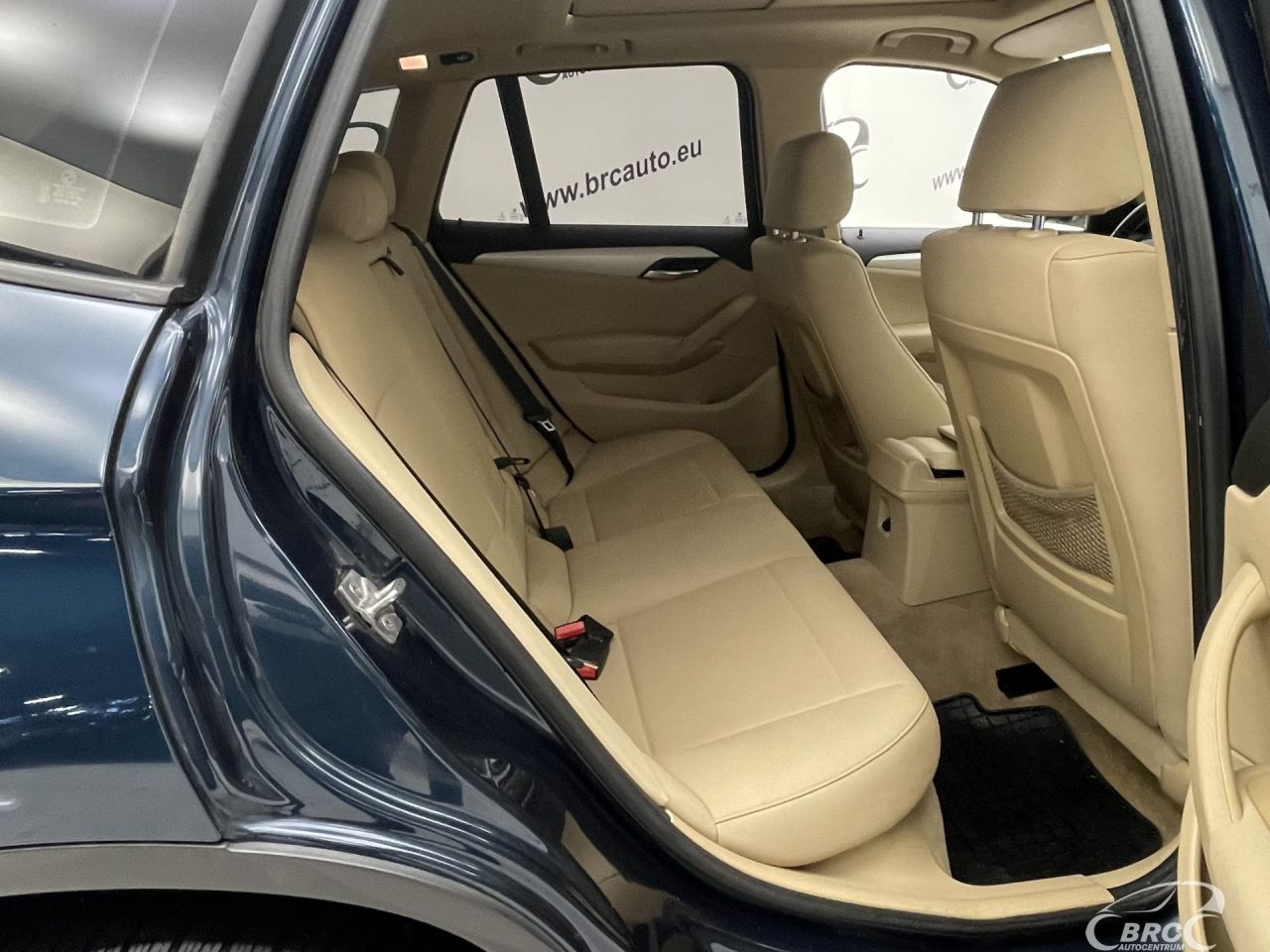 BMW X1 | 8