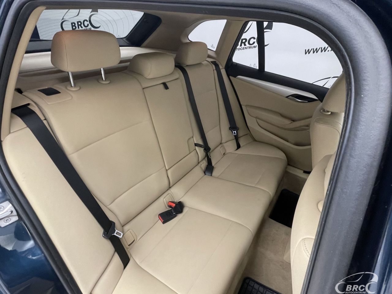 BMW X1 | 10