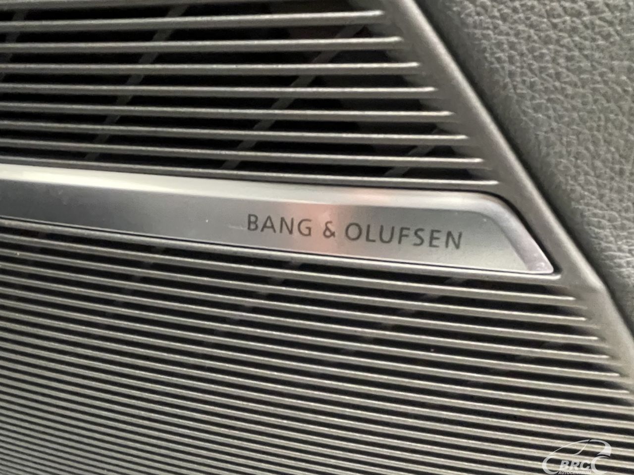 Audi Q7 | 8