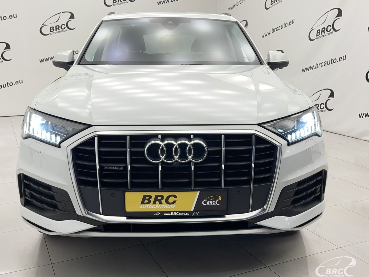 Audi Q7 | 45