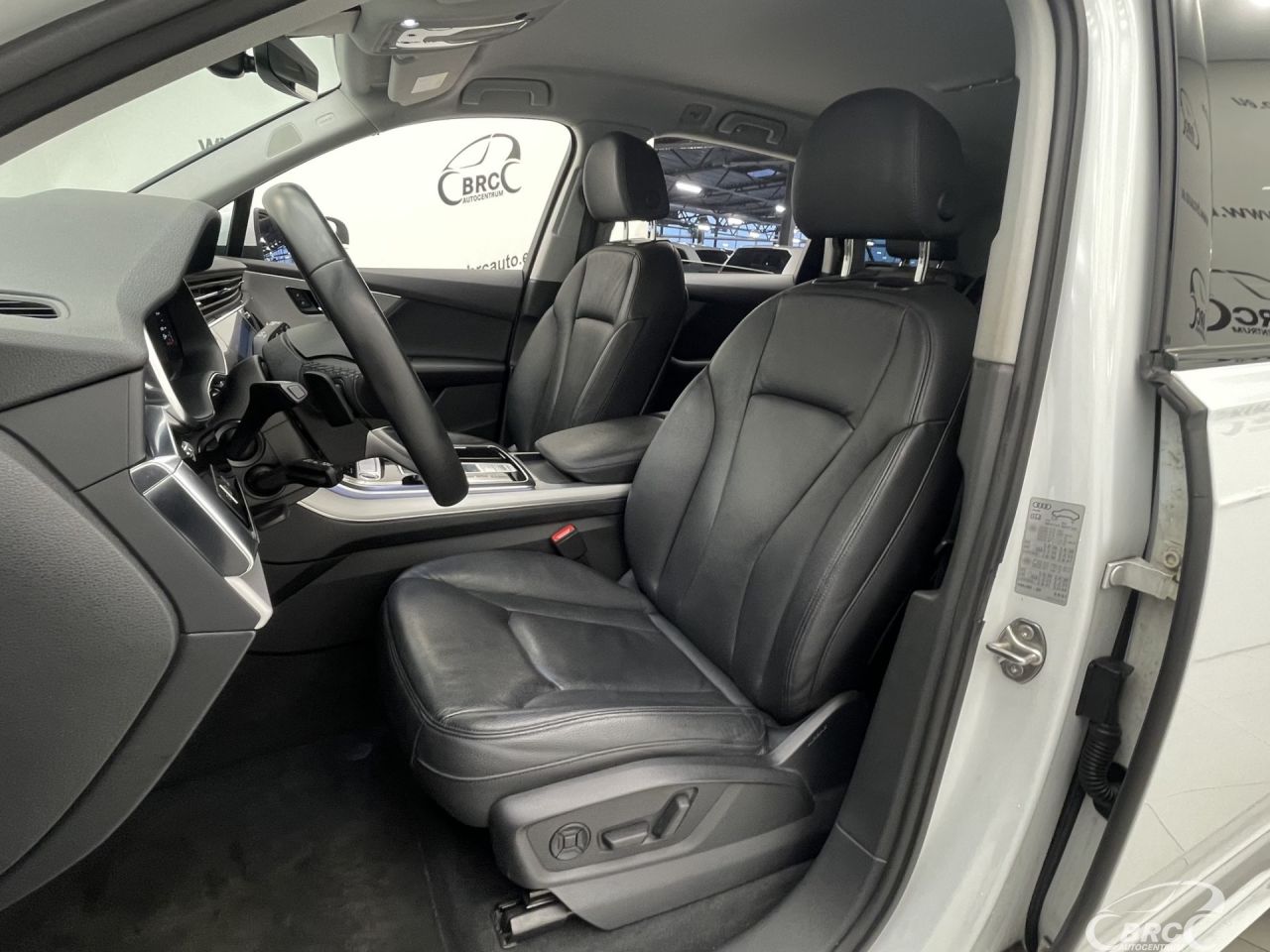 Audi Q7 | 21