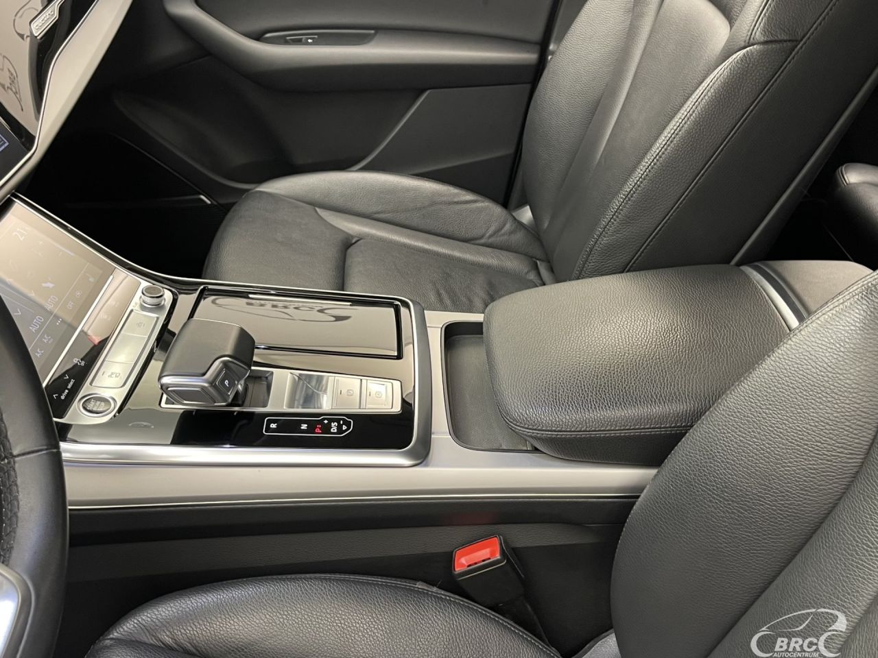 Audi Q7 | 22