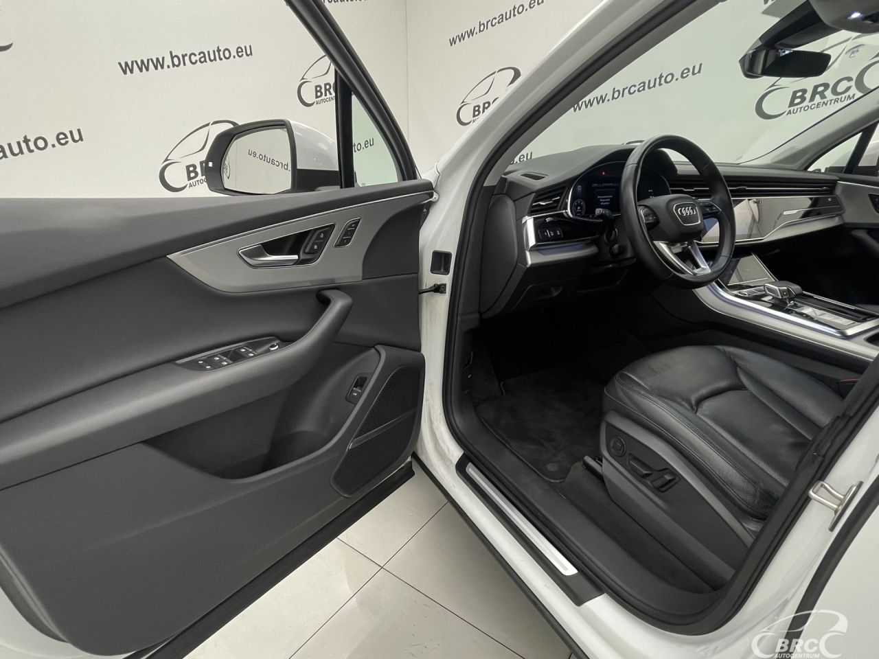 Audi Q7 | 17