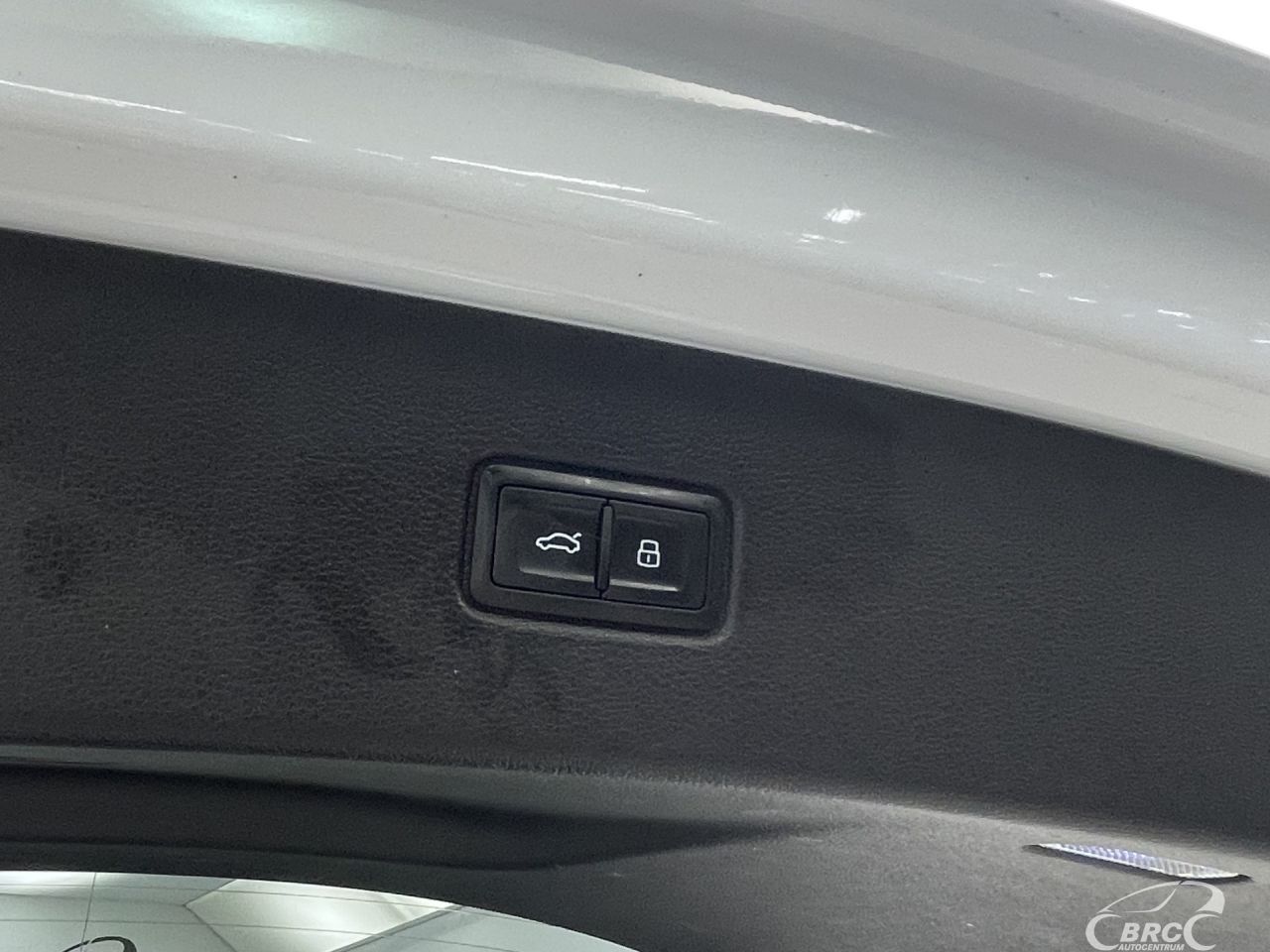 Audi Q7 | 42
