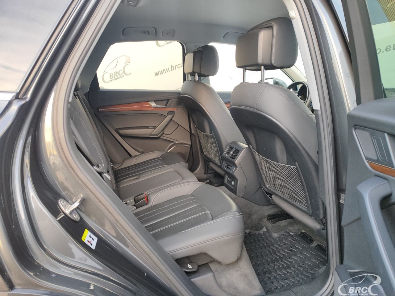 Audi Q5 | 8