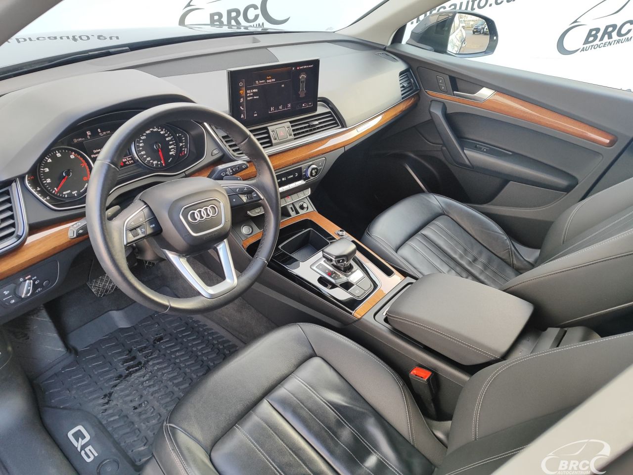 Audi Q5 | 26