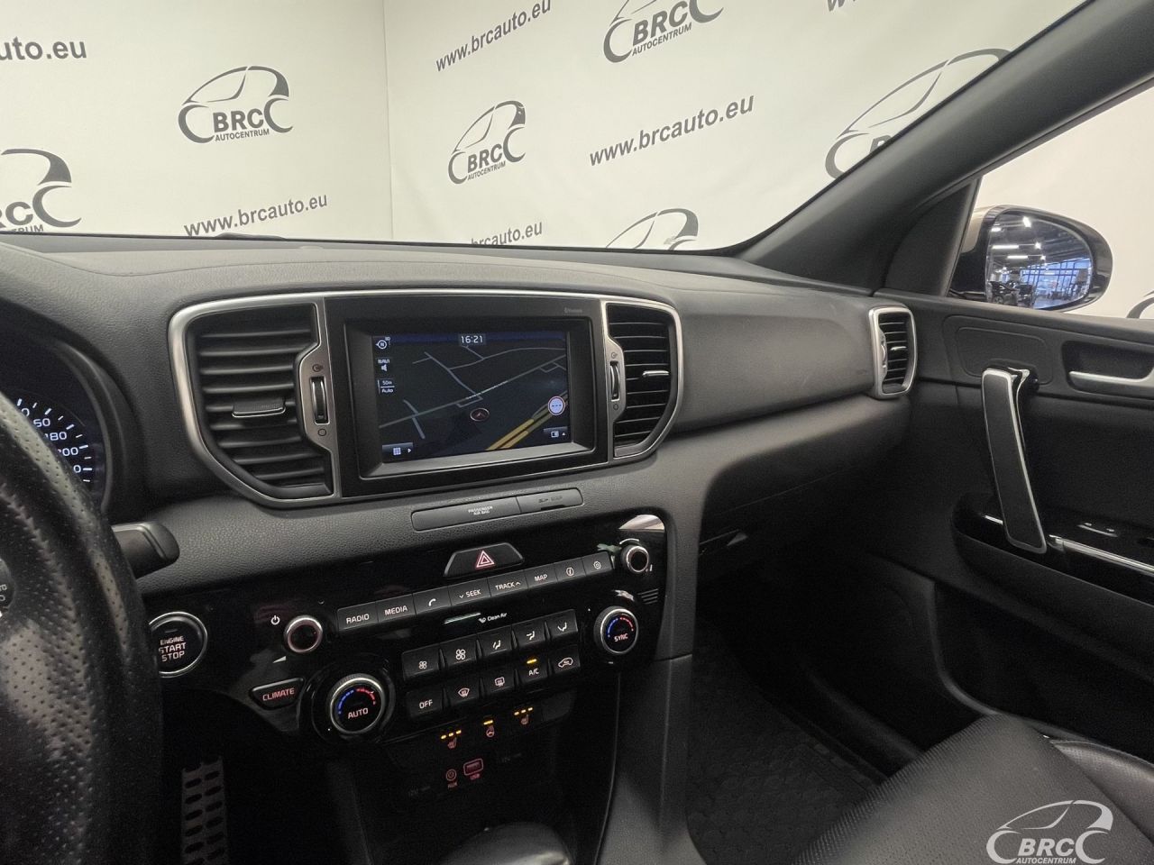 Kia Sportage | 29