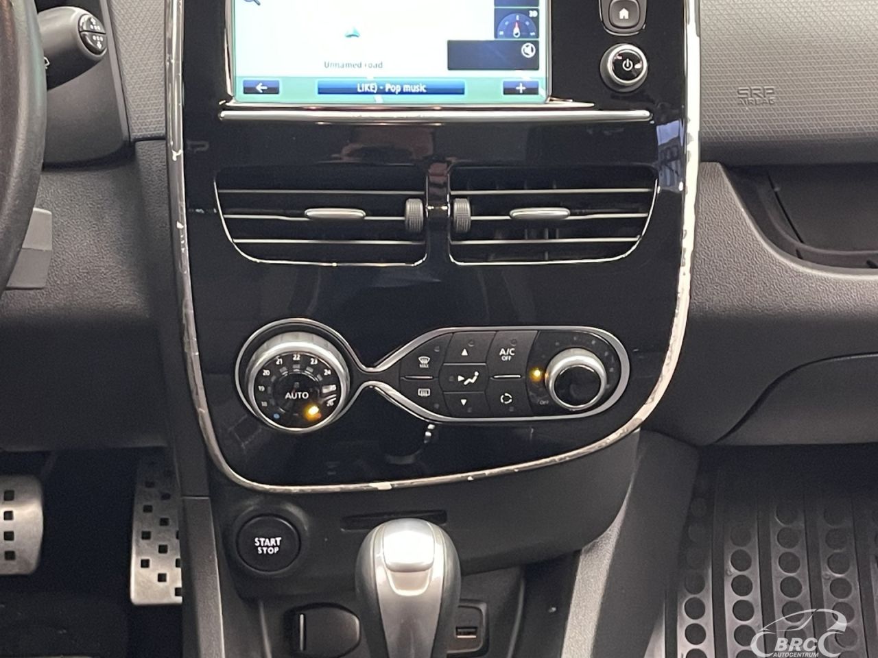Renault Clio | 15